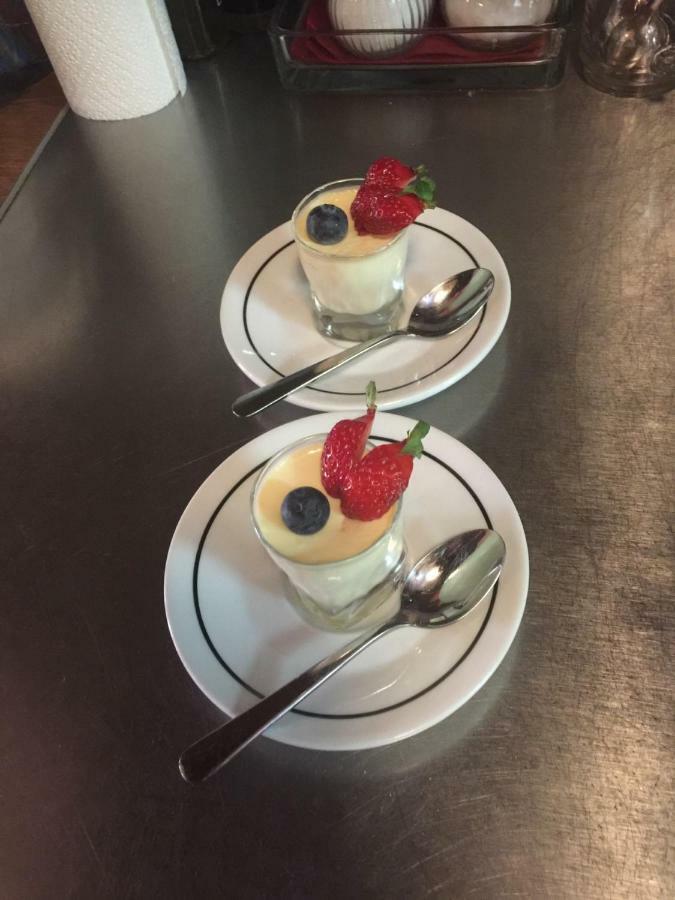 Weinstube Heigl Restaurante Pizzeria Puccini Hotel Landshut Eksteriør billede